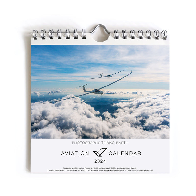 SPECIAL SET 1 – photo calendar + desk calendar soaring 2024